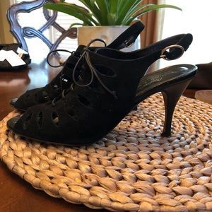 Donald Pliner Black lace up heels